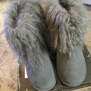 BearPaw Gray Fur Cuff Ankle Boots